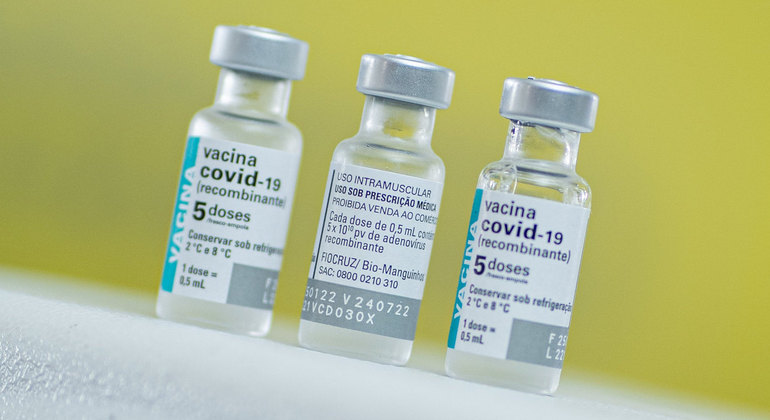 Destaques da semana: iniciativa privada com vacina contra a Covid e dispensa de registro para remédios